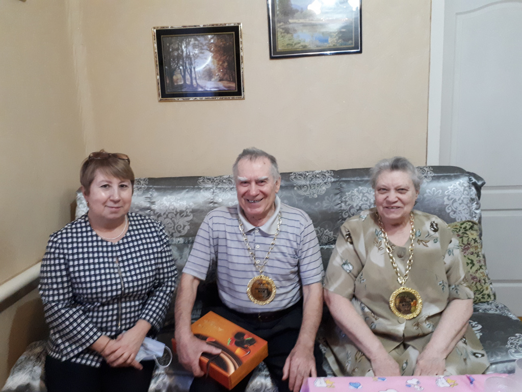 Сусловы Е.А. и В.Г..jpg Сусловы Е.А. и В.Г..jpg